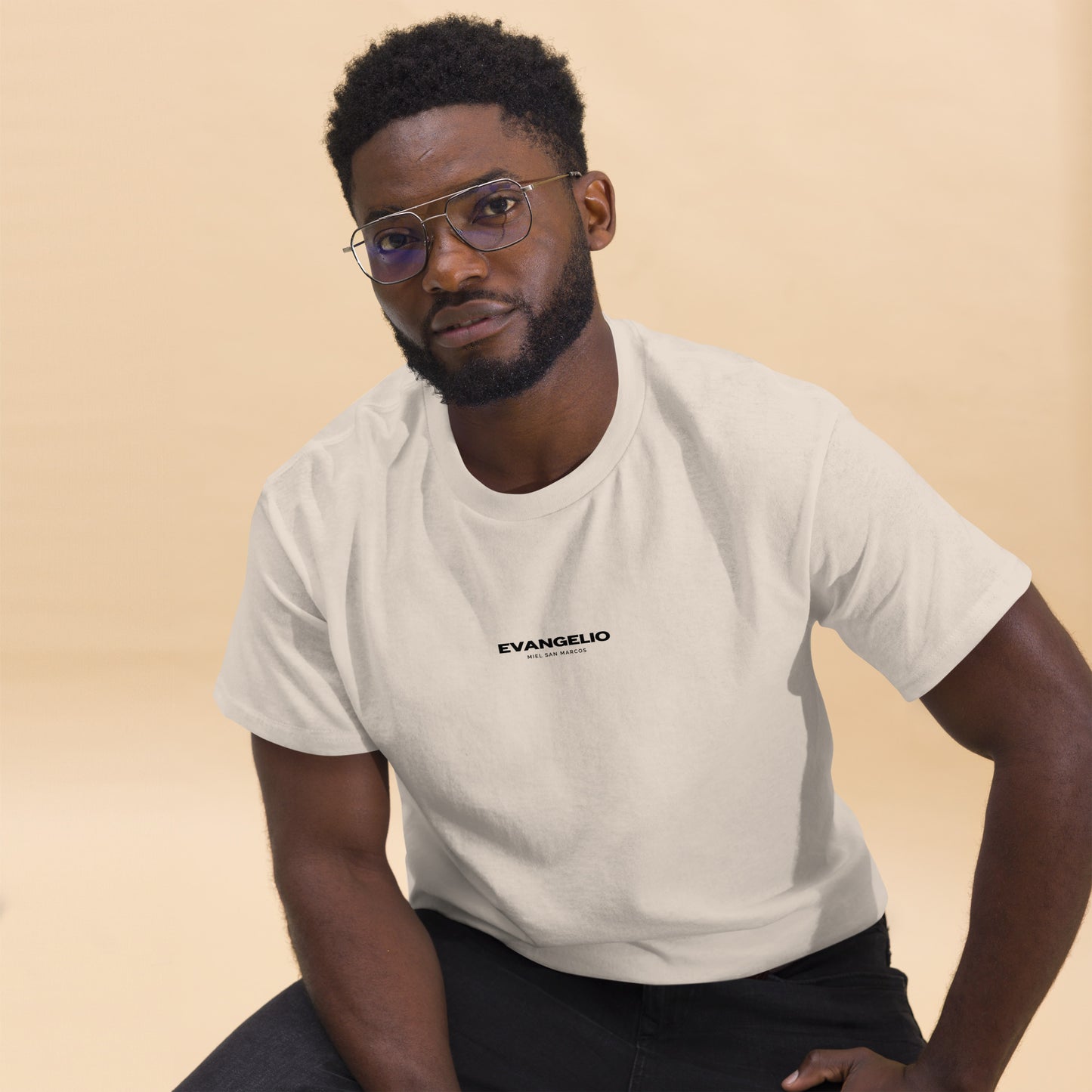 No me avergüenzo - Camiseta clásica Miel San Marcos